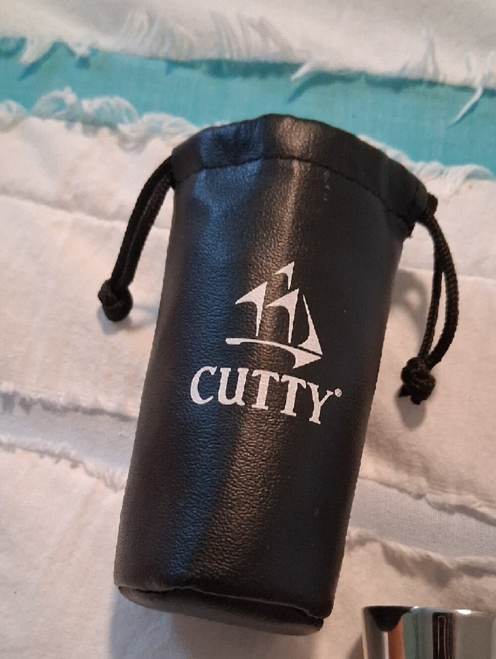 Cutty Stainless Steel Shot Glass Set with Pouch - Silver - Picture 4 of 8